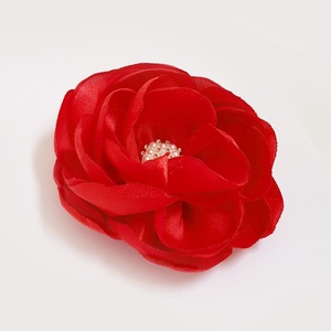 Floare rosie din satin pentru par - îmbrăcăminte și modă - accesorii păr - accesorii de păr - Artynos.ro