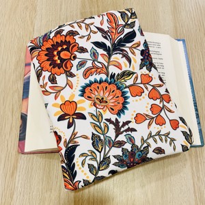 Brosura florala imbratisabila, , , ARTYNOS