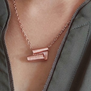 Colier cu pandantiv din cupru -  - Artynos.ro Colier cu pandantiv din cupru -  - Artynos.ro