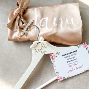 Cutie pentru invitații la petrecerea de burlăcițe și pentru invitații la petrecerea de domnișoare de onoare  -  - Artynos.ro