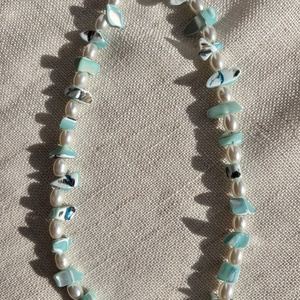 Colier for the love of sea 3, Bijuterii, Coliere, Coliere din margele, Confectionarea bijuteriilor, Trochus shell turqoise, perle si margele vintage, ARTYNOS