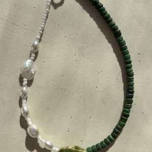 Colier Wanderers 17, Bijuterii, Coliere, Coliere din margele, Confectionarea bijuteriilor, Colier realizat din perle vintage, margele de cocos si margele vintage si inchizatoare hipoalergeni..., ARTYNOS