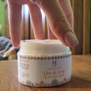 Unt de corp La Vie est Belle 120 ml - Artynos.ro