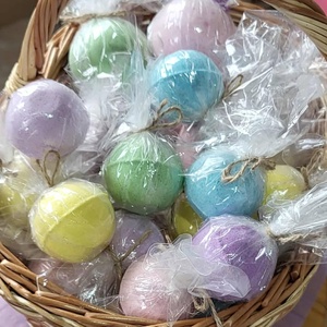 Set de Bombite de Baie Colorate - 10 Bucati , Baie si Frumusete, Accesorii de ingrijire personala, Produse speciale pentru ingrijirea pielii, Altele, Descopera magia unui rasfat autentic cu setul nostru de 10 bombite de baie colorate, create cu drag..., ARTYNOS