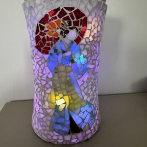 Lampă decorativă artizanală cu mozaic în stil Tiffany  -  - Artynos.ro