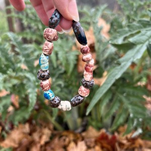 Brățară - cu puterea pământului 20 cm - bijuterii - brățări - brățări din mărgele - Artynos.ro