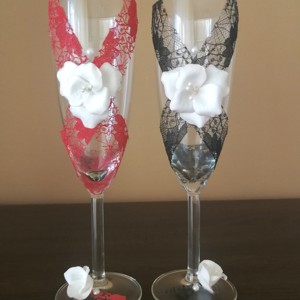 Set romantic de nunta .. decorat cu flori handmade - accesorii nuntă - materiale decor pentru nuntă - decorațiuni nuntă - Artynos.ro