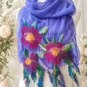 Eșarfă de mătase naturala împaslita cu flori de lana merinos  - îmbrăcăminte și modă - eșarfe, pălării, fularuri - eșarfe - Artynos.ro