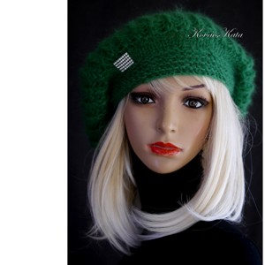 BORBÁLA / smarald - șapcă cu ciuperci, beretă, exclusiv tricotată manual, ușoară, din kidmohair - îmbrăcăminte și modă - eșarfe, pălării, fularuri - căciulă - Artynos.ro