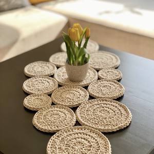 Carucior de masa crosetat, fata de masa - bej, , , Aceasta fata de masa va fi cu siguranta un plus unic pentru casa ta. Daca nu vi-l imaginati pentru ..., ARTYNOS