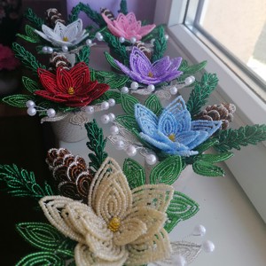 Decoratiuni de masa de Craciun, poinsettia in perle, Casa & Stil de viata, Accesorii pentru decorat casa, Suport de flori, Buchete de flori, , ARTYNOS