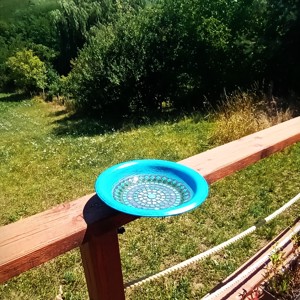 REKREDENC - hrănitor pentru păsări din mozaic realizat manual - poate fi montat pe balustradă (42) - casă & stil de viață - accesorii de grădină - hrănitoare pentru păsări - Artynos.ro