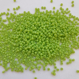 Toho Round mantis pearl - Size 11/0 - 10 grame per pachet - Opaque Sour Apple, , , ARTYNOS