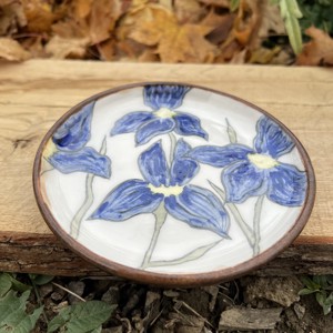 Farfurie de desert din ceramică lucrată manual - Iris 15 cm - casă & stil de viață - accesorii pentru echipamente de bucătărie - accesorii de servire - boluri și farfurii din lemn, bol de servire - Artynos.ro