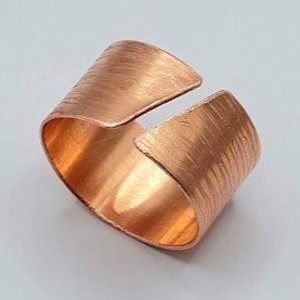 Inel unic, cu design special, din cupru -  - Artynos.ro Inel unic, cu design special, din cupru -  - Artynos.ro