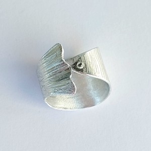 Piesă minimală pentru pește din aliaj de aluminiu - bijuterii - seturi de bijuterii - Artynos.ro Piesă minimală pentru pește din aliaj de aluminiu - bijuterii - seturi de bijuterii - Artynos.ro