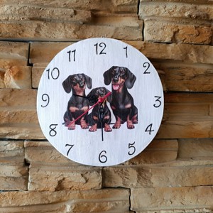 Ceas de perete din lemn cu căței dachshund -  - Artynos.ro