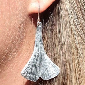 Cercei speciali GINKGO BILOBA din aluminiu -  - Artynos.ro Cercei speciali GINKGO BILOBA din aluminiu -  - Artynos.ro