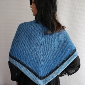 CLAIRE - șal exclusiv tricotat manual / albastru păun - îmbrăcăminte și modă - eșarfe, pălării, fularuri - șaluri - Artynos.ro