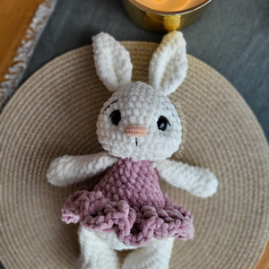 Iepuras crosetat din plus, Jucarii si echipamente pentru copii, Plusuri, Papusa crosetata, papusa de plus, Crosetat, ARTYNOS