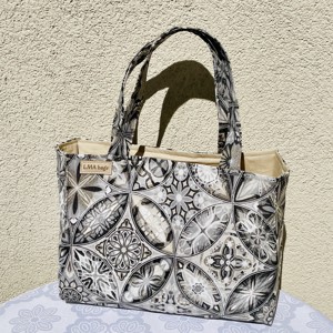 Geanta din panza cu model - Mintás vászon szatyor, Geanta si husa, Geanta pentru cumparaturi, Geanta shopper, geanta tote, geanta textila, Cusatura, Confectionata din panza decorativa, aceasta geanta de mana este ideala pentru cumparaturi, dar se p..., ARTYNOS