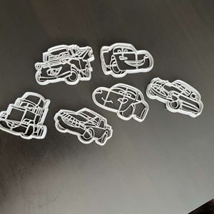 Set de forme pentru prajituri/plastilina Cars� � Figurine Lightning McQueen si Cars� � Imprimate 3D - Artynos.ro