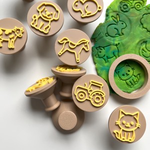 Set de stampile si forme de prajituri cu animale de la ferma – vaca, purcel, gaina, tractor si multe altele , , , Un instrument creativ 2 in 1: perfect atat pentru stampile din plastilina, cat si pentru decuparea ..., ARTYNOS