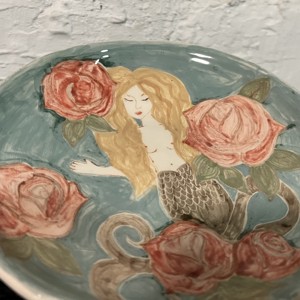 Energie feminină � platou decorativ cu sirene -  - Artynos.ro