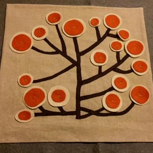 Pernă Apliqué din lemn veritabil -  - Artynos.ro