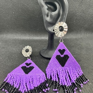 Cercei inima mov - bijuterii - cercei - cercei din mărgele - Artynos.ro