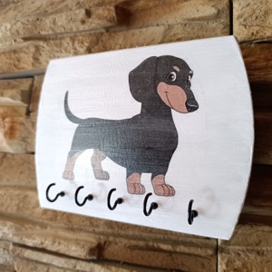 Depozit agățat din lemn cu câine dachshund -  - Artynos.ro