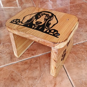 Scaun din lemn cu caine dachshund, , , ARTYNOS
