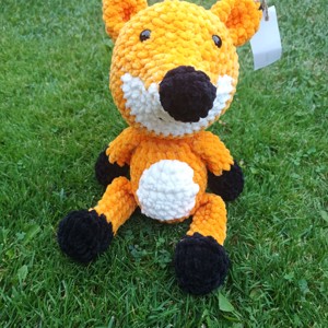 Vili vulpea Amigurumi -  - Artynos.ro