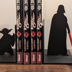 Suport pentru carti Star Wars cu Darth Vader si Yoda, , , O sculptura spectaculoasa in forma de carte/suport pentru carti, indispensabila pe raftul oricarui ..., ARTYNOS
