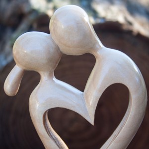 Statuia iubirii veșnice -  - Artynos.ro