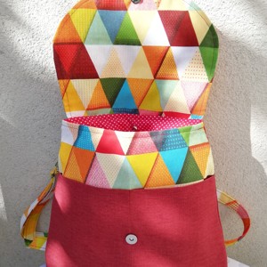 Triunghi model burgundy rucsac pentru femei - geantă și husă - rucsacuri - rucsac damă, rucsac bărbați - Artynos.ro