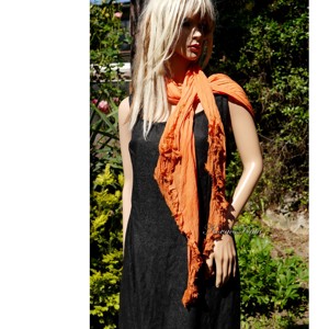 SIROM SCARL / portocaliu - batik, eșarfă extra-lungă cu volane - îmbrăcăminte și modă - eșarfe, pălării, fularuri - eșarfe - Artynos.ro