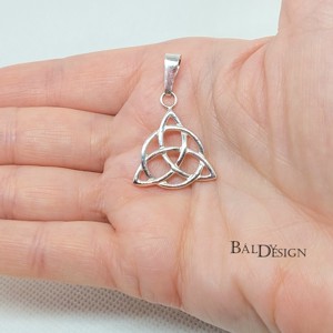 Pandantiv triquetra din argint -  - Artynos.ro