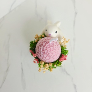 Decoratiune iepuras cu ou - casă & stil de viață - lumânări, parfumuri, arome - lumânări artizanale - Artynos.ro