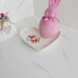 Lumanare iepuras in farfurioara - casă & stil de viață - lumânări, parfumuri, arome - lumânări artizanale - Artynos.ro