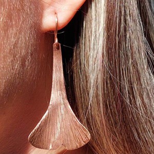 Cercei speciali GINKGO BILOBA din cupru -  - Artynos.ro Cercei speciali GINKGO BILOBA din cupru -  - Artynos.ro