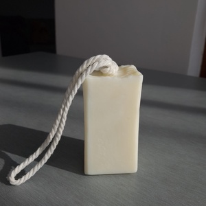 Săpun cu șnur - igienă și înfrumusețare - săpunuri și articole de igienă - săpun artizanal - Artynos.ro