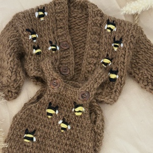 Set Pulover si Body Baby Bee Maro - îmbrăcăminte și modă - haine bebeluși și copii - pulover și cardigan copii - Artynos.ro