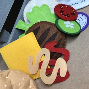 Set pentru fabricarea hamburgerului -  - Artynos.ro