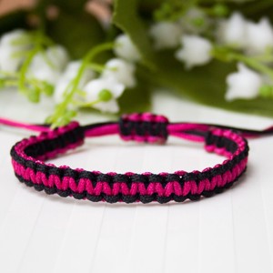 Brățară macramé împletită - Black/Pink -  - Artynos.ro