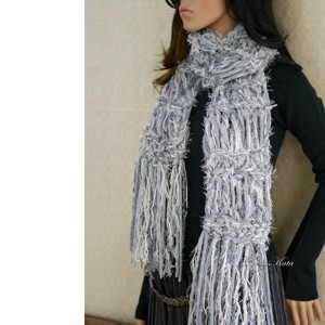 BOHO - esarfa extra groasa tricotata manual cu franjuri lungi / amestec gri, Imbracaminte si moda, Esarfe, palarii, fularuri, Esarfe, Impletitura, ARTYNOS