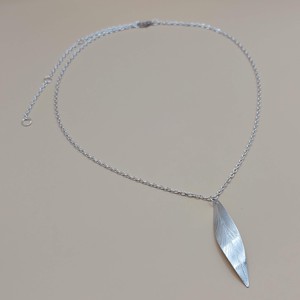 Scrisoare în aluminiu wedged - bijuterii - seturi de bijuterii - Artynos.ro Scrisoare în aluminiu wedged - bijuterii - seturi de bijuterii - Artynos.ro