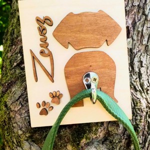 Suport pentru lesa de caine! Personalizat, unic :), , , Suport de lesa personalizat in orice forma, culoare (pata), cu inscriptie, cu mai multe rase de cai..., ARTYNOS