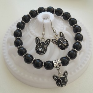 Set de bijuterii cu câine Bulldog - brățară, cercei -  - Artynos.ro